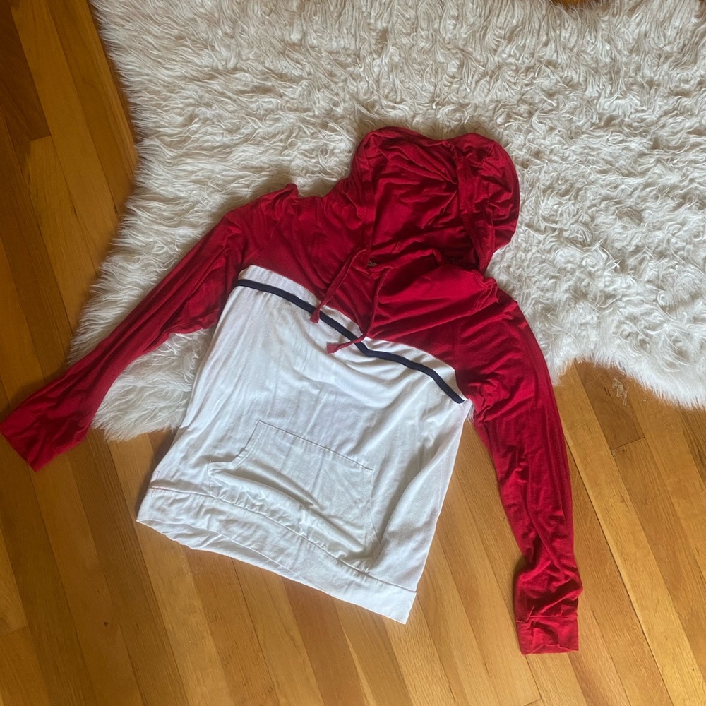 Long sleeve hoodie